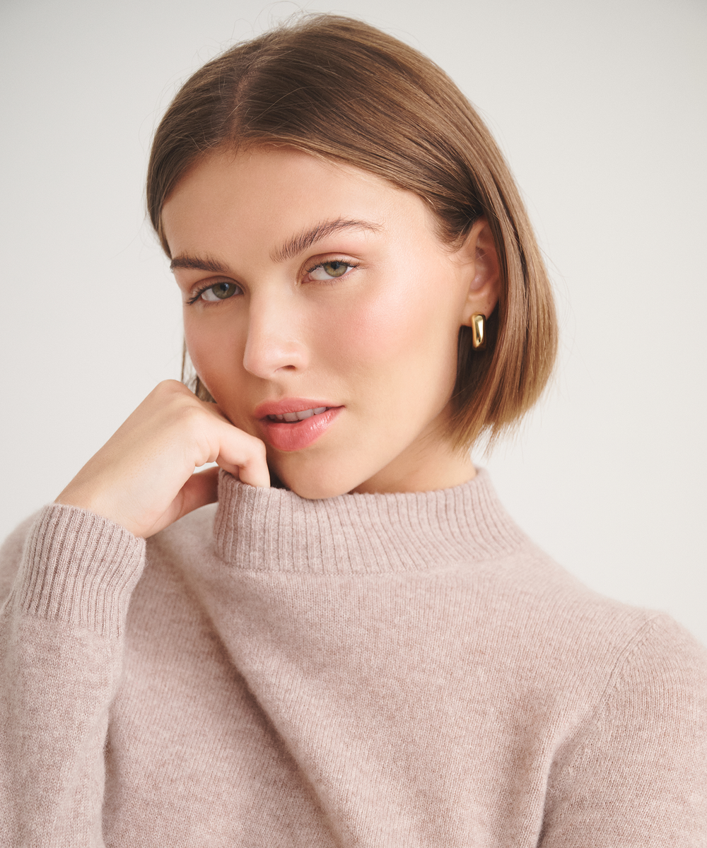 Basic Cashmere Mockneck Sweater – NAADAM