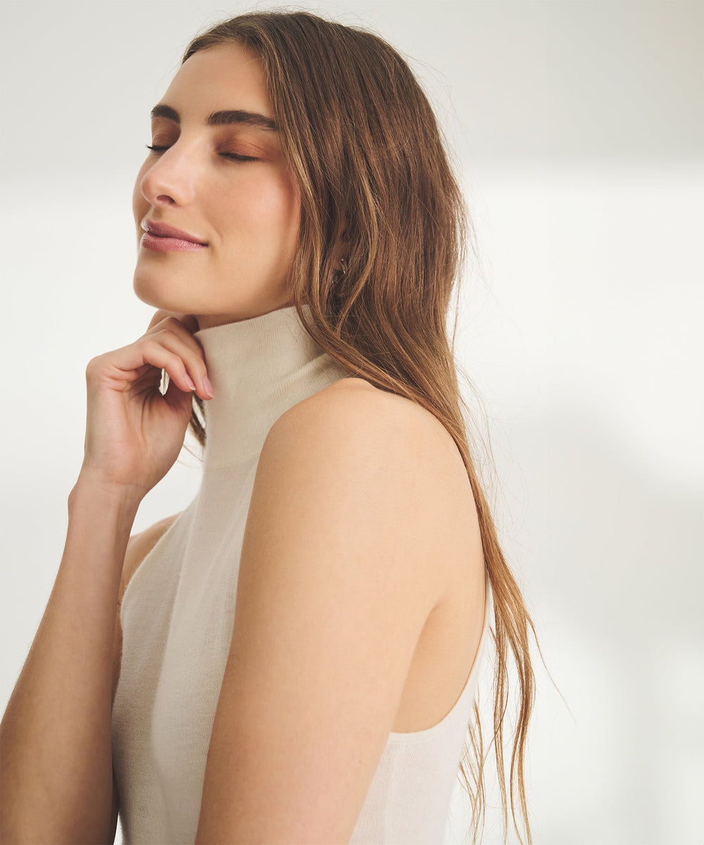 Super Fine Cashmere Sleeveless Turtleneck – NAADAM Super Fine Cashmere Sleeveless Turtleneck – NAADAM