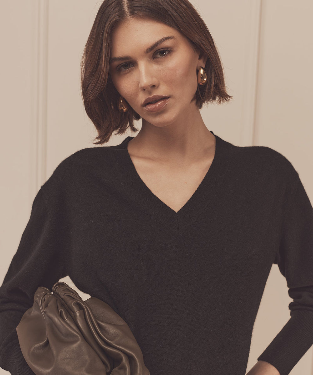 Signature Cashmere V-Neck Dress Signature Cashmere V-Neck Dress
