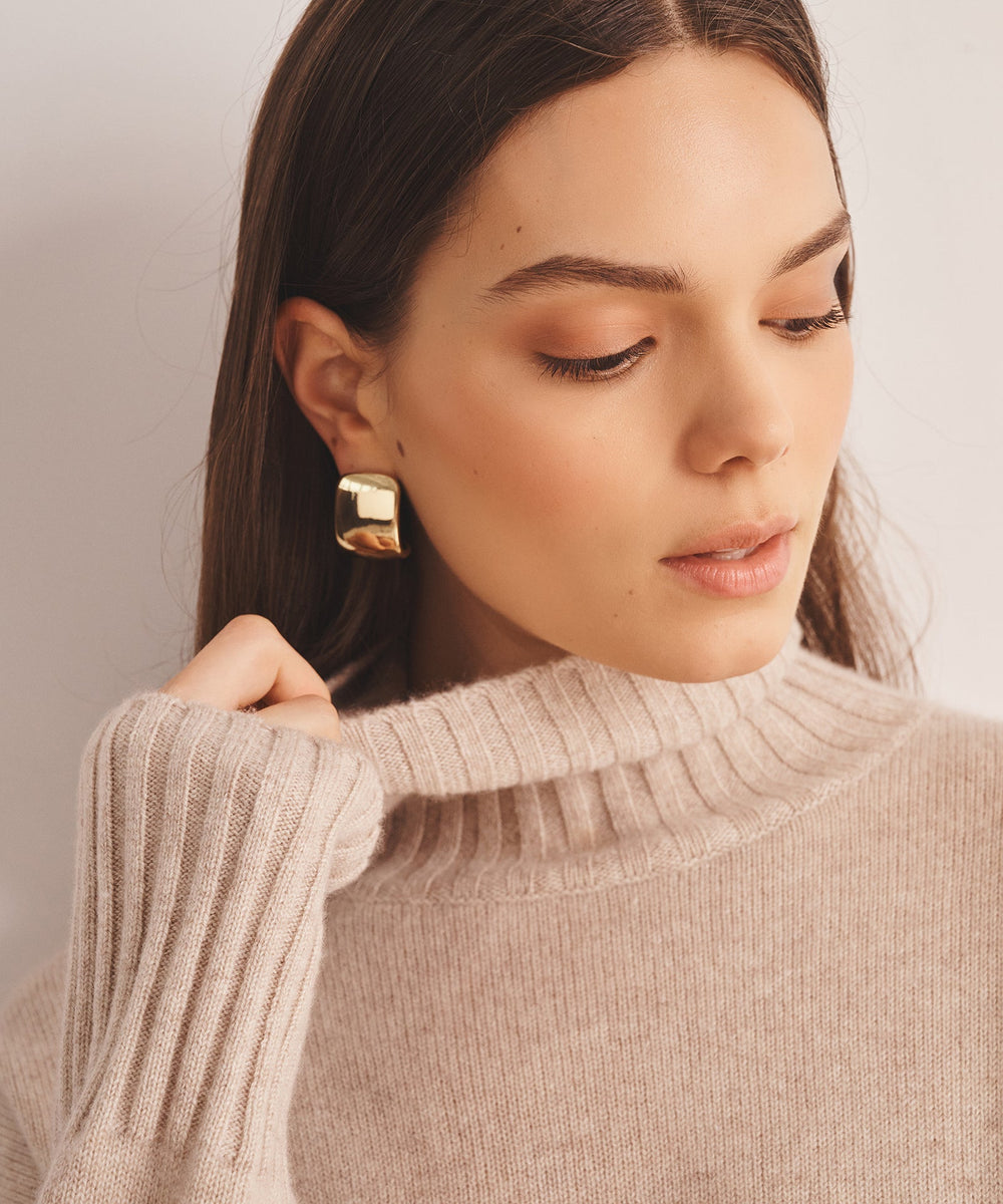 Luxe-Cashmere-Turtleneck-