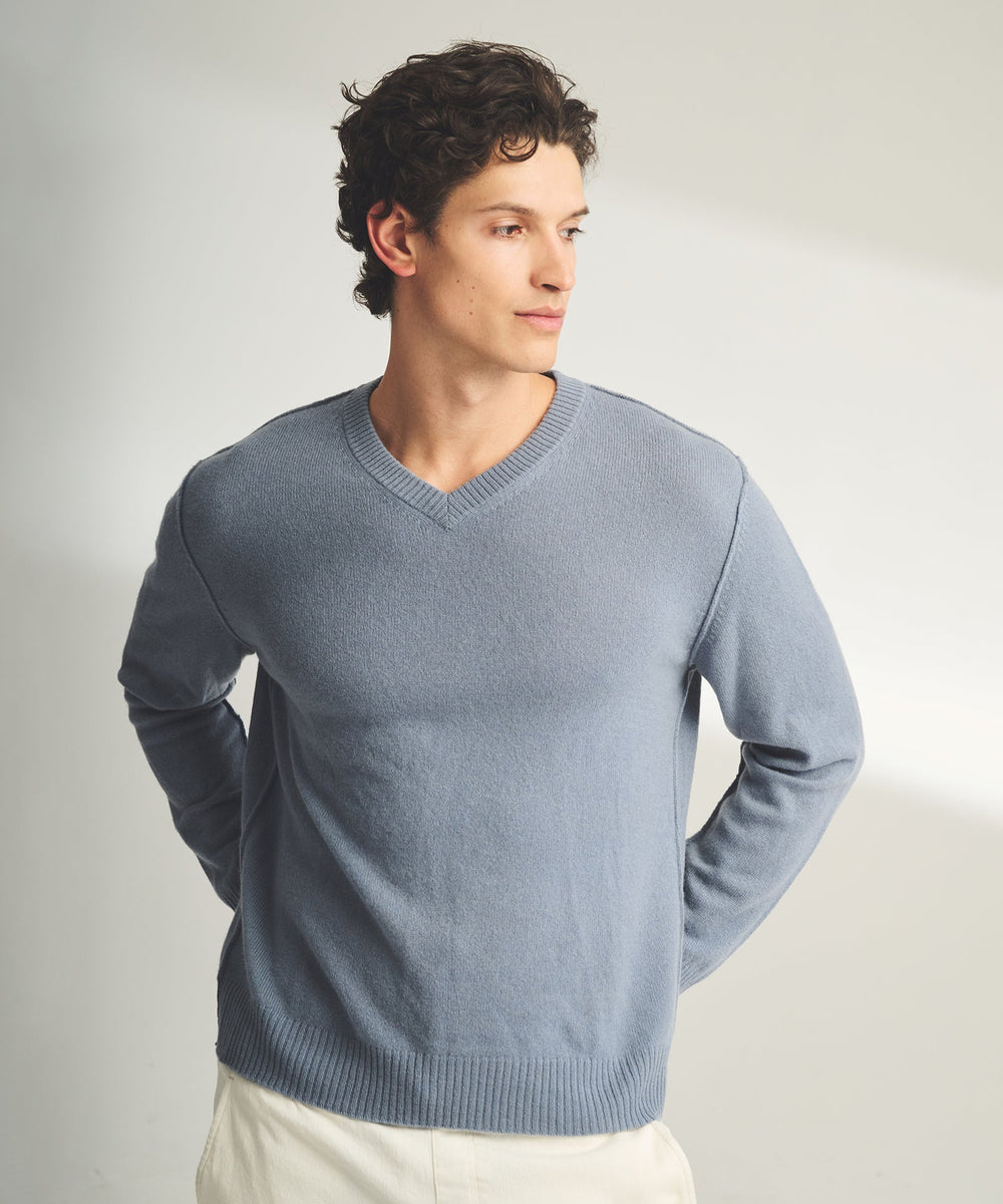 Lightweight Reversible Cashmere V-Neck Sweater – NAADAM