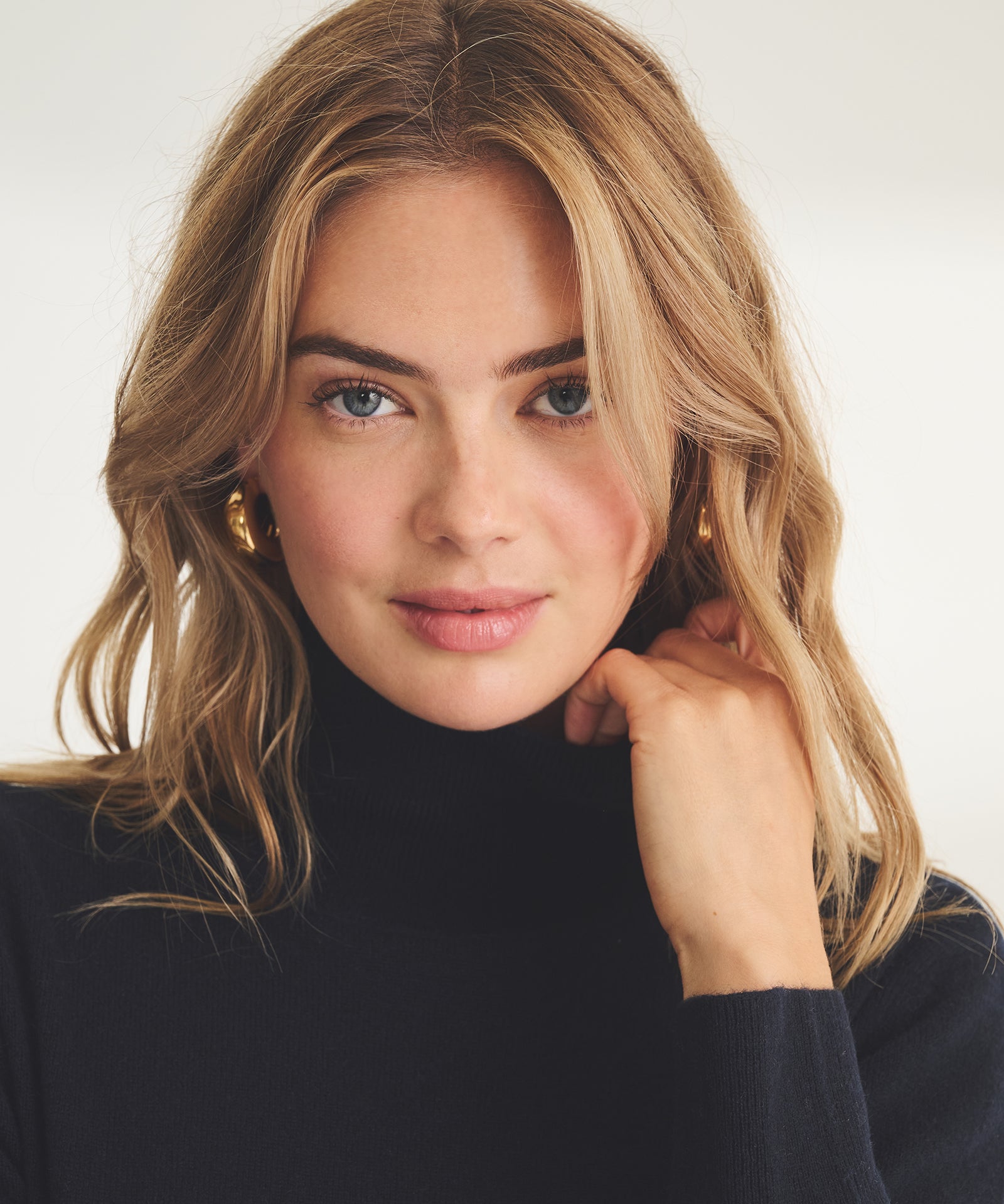 Naadam Signature Cashmere Turtleneck Dress with Slits in Navy