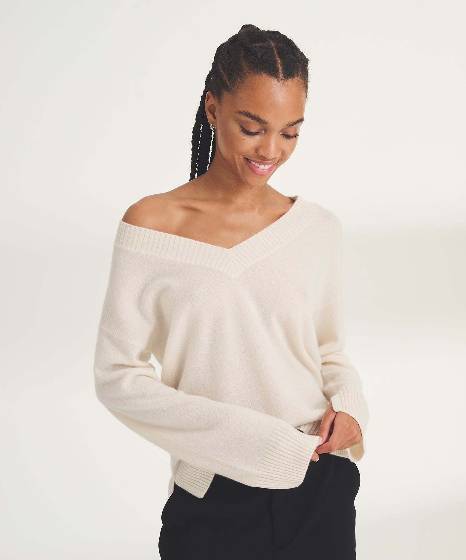 Signature Cashmere Wide Sleeve V-Neck Sweater – NAADAM