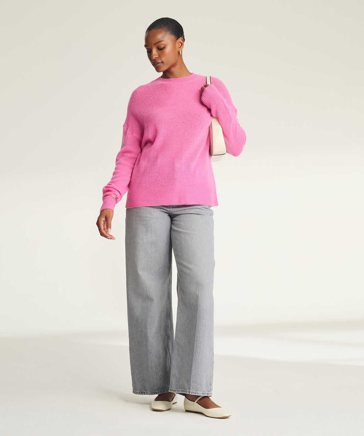 Featherweight Cashmere Crewneck Sweater – NAADAM