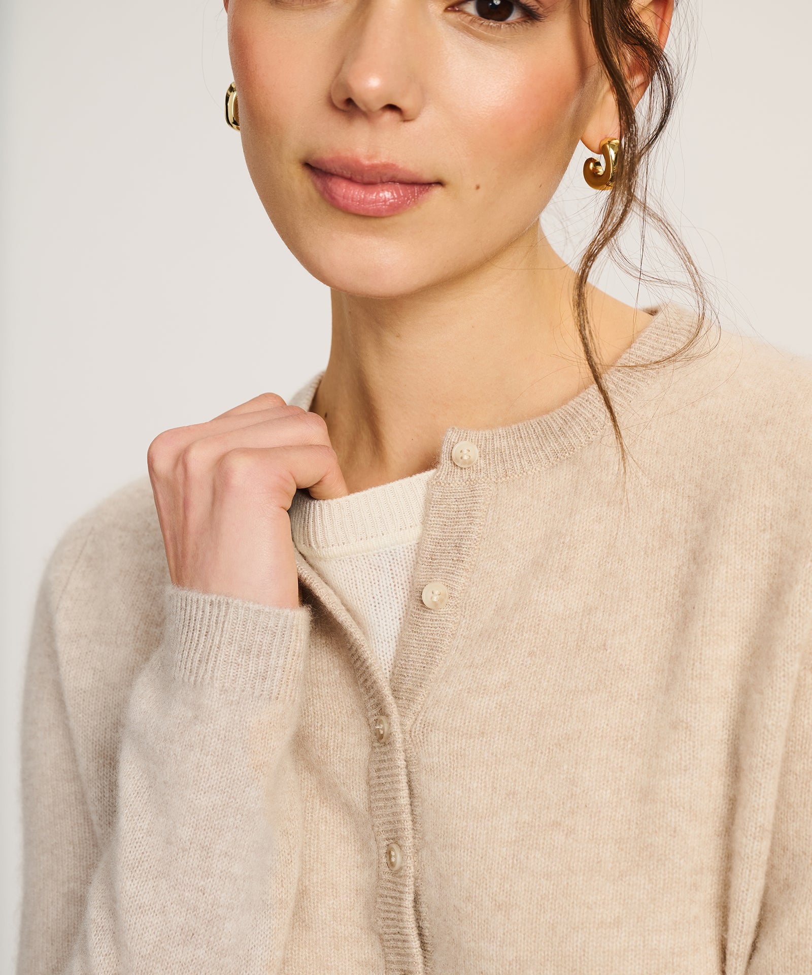 Lightweight Cashmere Cropped Cardigan – NAADAM
