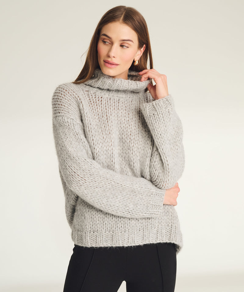 Lofty Alpaca Turtleneck Sweater – NAADAM