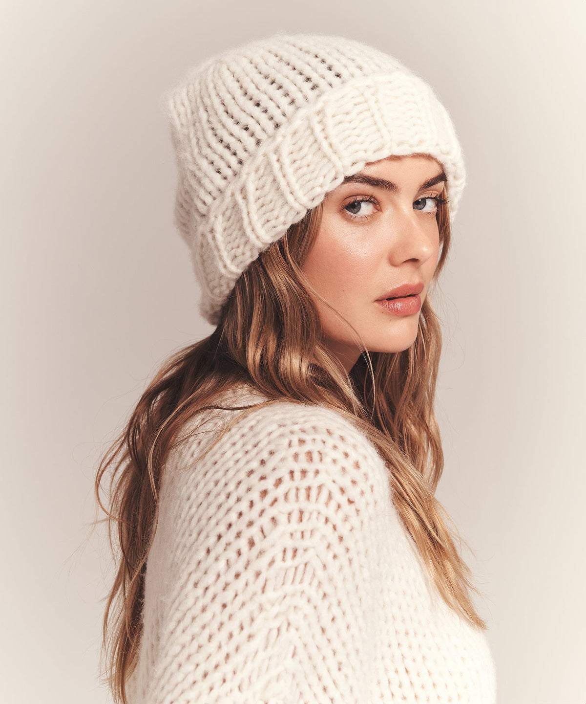 100% Alpaca Ribbed Beanie Hand Knit S M L Unisex Natural Undyed Lightweight 100% Alpaca Ribbed Beanie in Grey main image 2