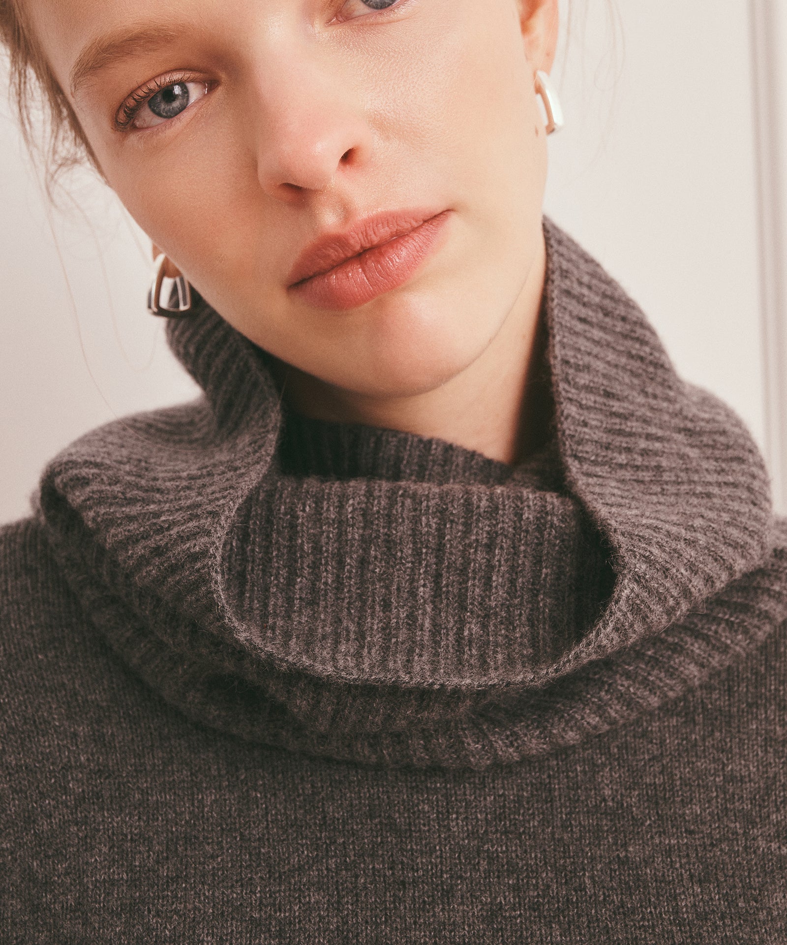 Luxe Cashmere Snood – NAADAM