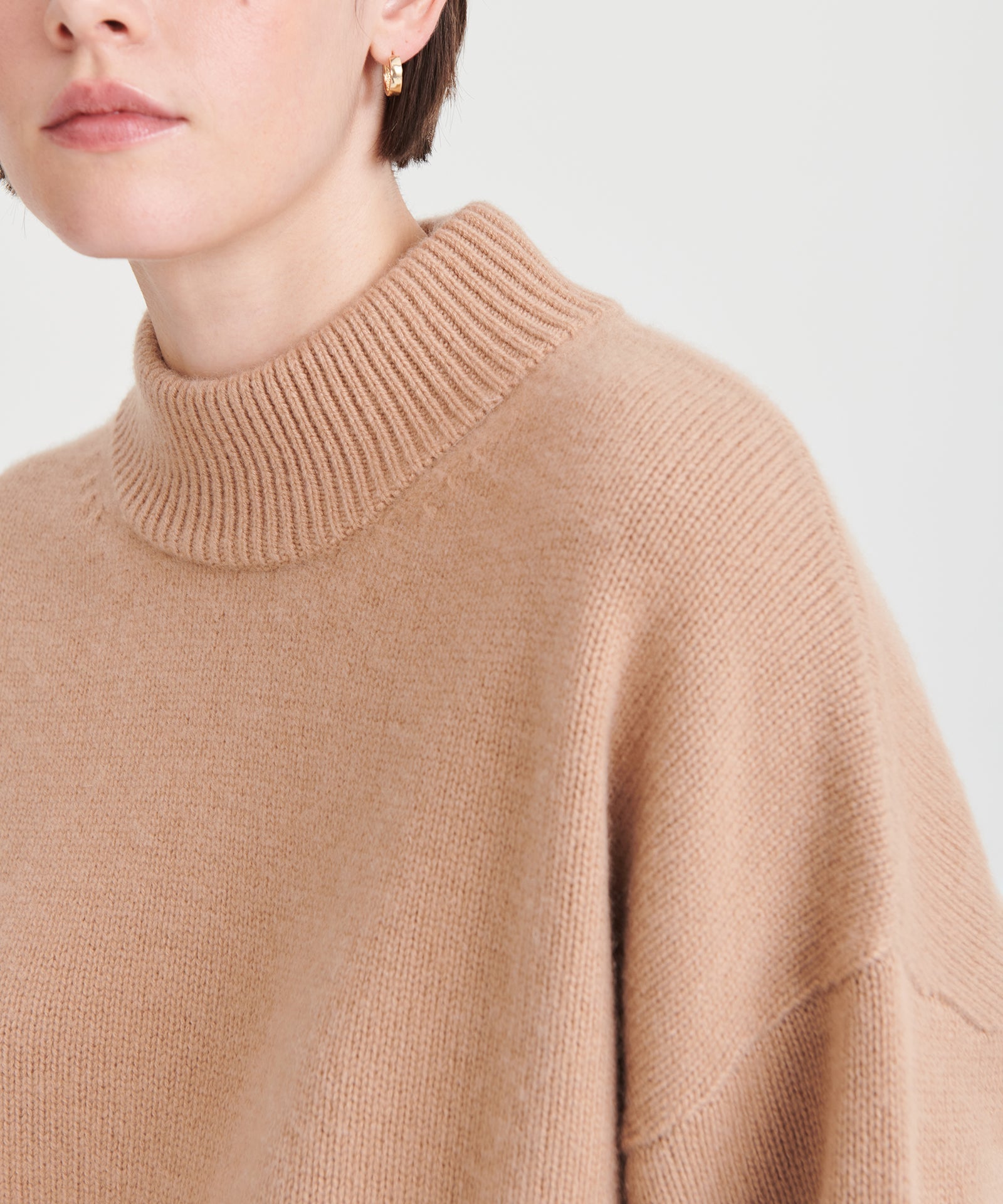 Super Luxe Cashmere Mockneck Sweater – NAADAM Super Luxe Cashmere Mockneck Sweater – NAADAM