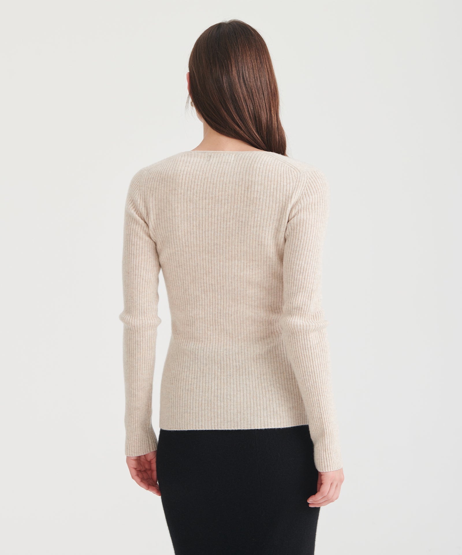 Cashmere Knit Bloomer モカ Women's James Vee Sweater in Camel Mélange | Brochu Walker