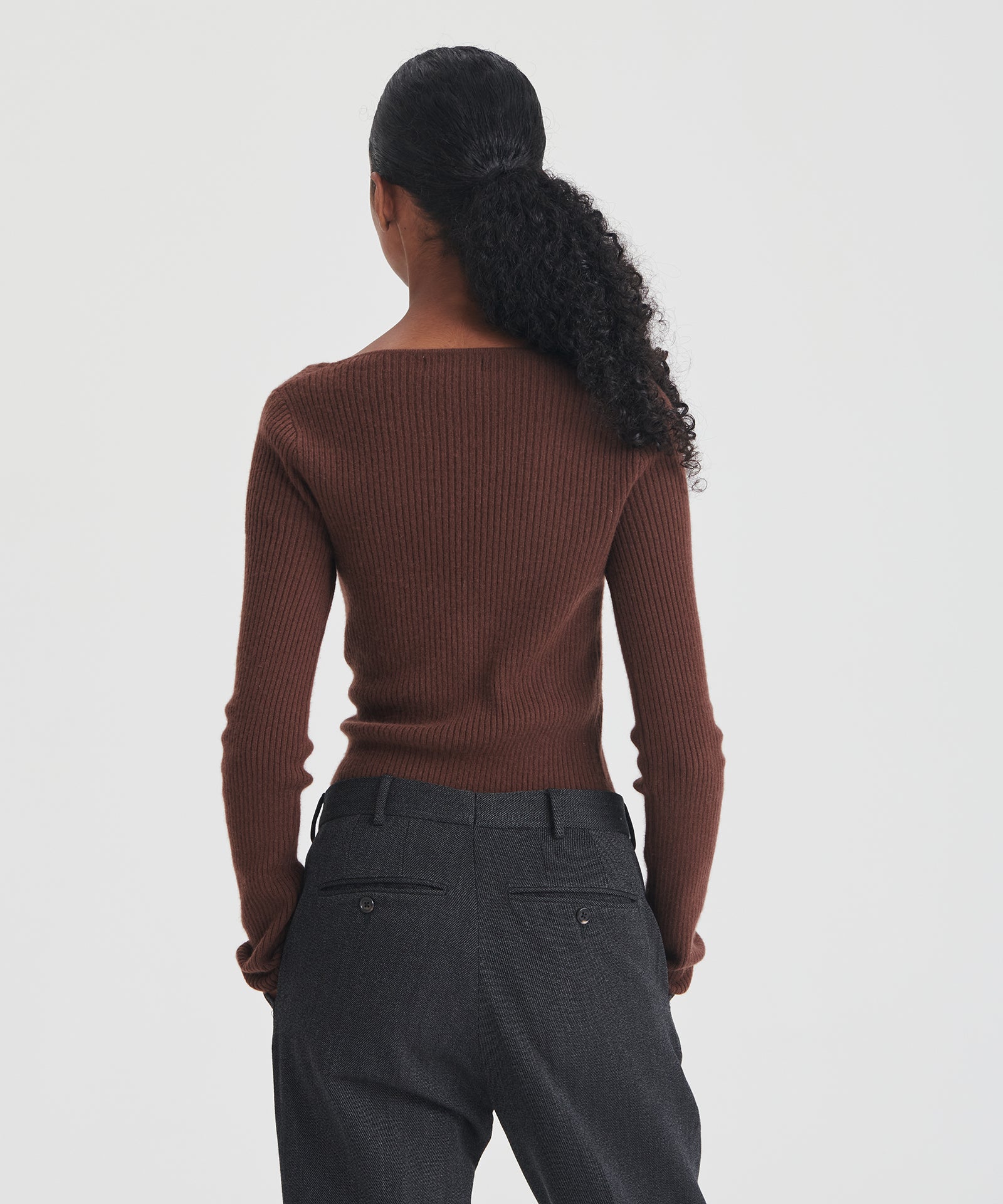 Signature Cashmere Fitted Asymmetrical Sweater – NAADAM