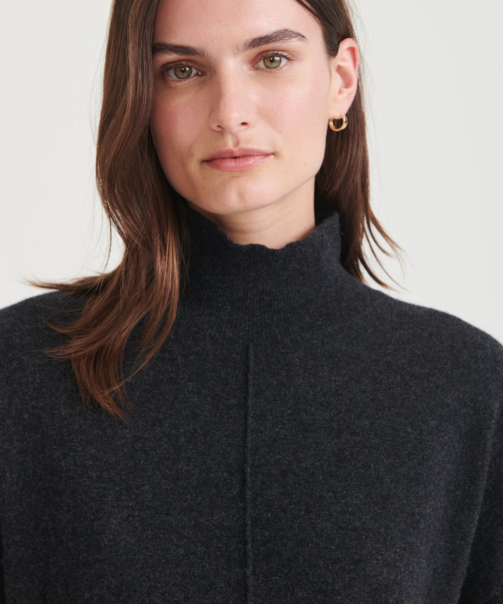 Washable Cashmere Turtleneck – NAADAM