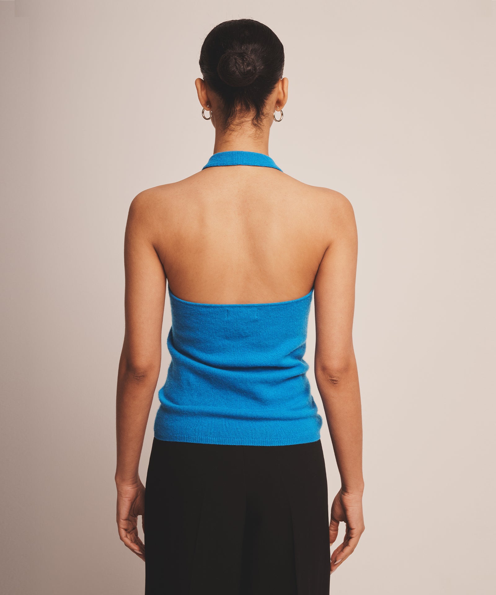 Signature Cashmere Halter Top – NAADAM