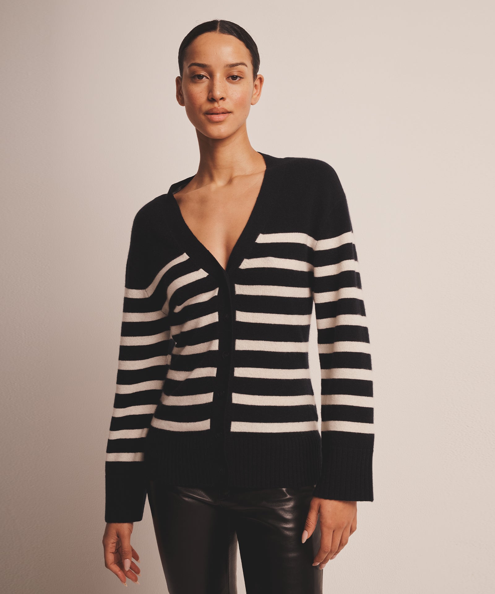 Signature Cashmere Striped Fitted Cardigan – NAADAM