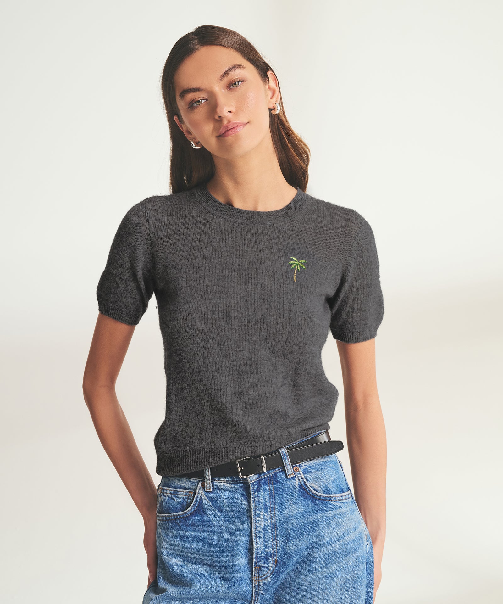 トップス Palm Women's Palm Tree Lightweight Cashmere Short Sleeve Sweater – NAADAM