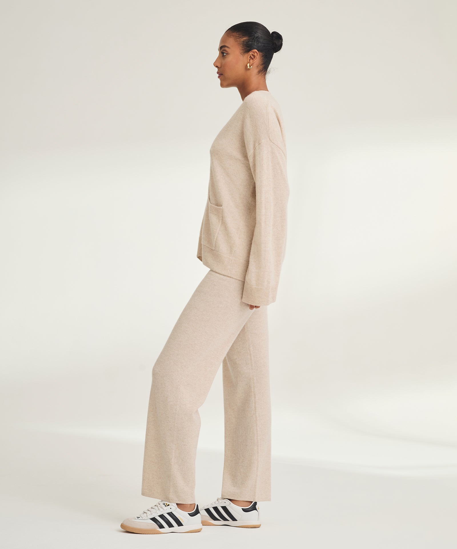 Signature Cashmere Boxy Cardigan – NAADAM