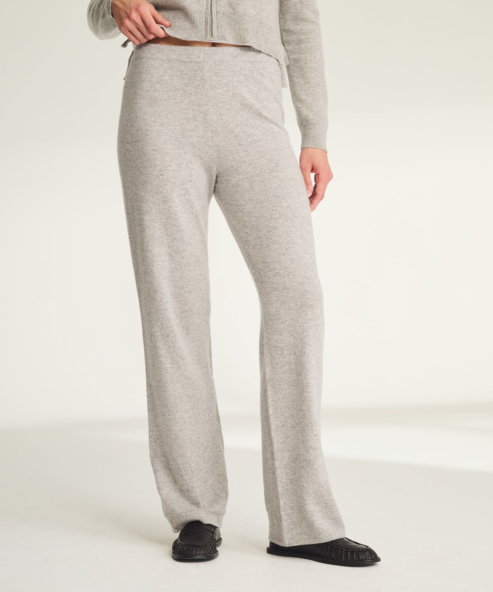 Signature Cashmere Straight Leg Pant – NAADAM Signature Cashmere Straight Leg Pant – NAADAM