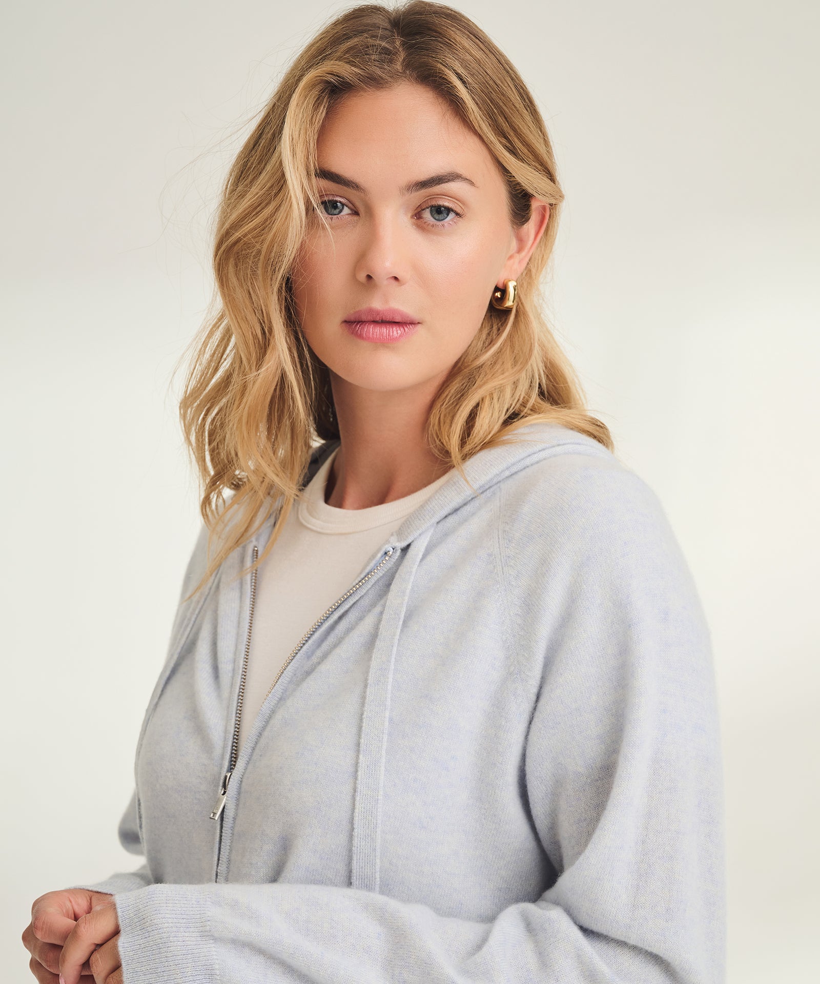 Signature Cashmere Zip Up Hoodie – NAADAM
