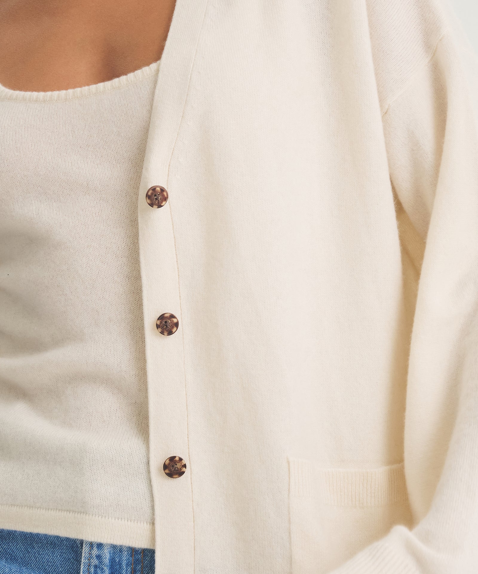 【新品、定価以下】Alound City Box Cardigan ALOUND CITY BOX CARDIGAN 【CREATIVELOGO】