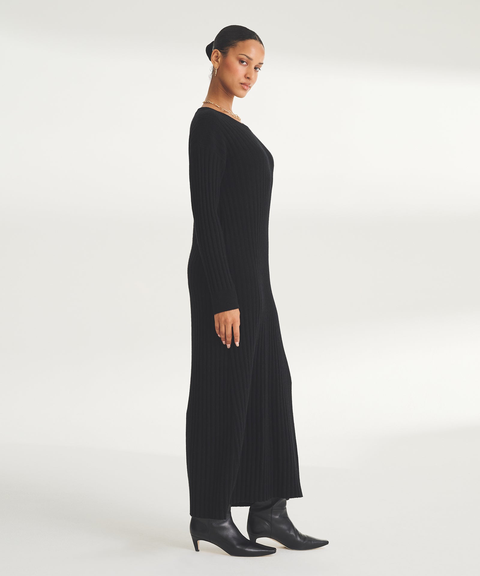 Signature Cashmere Wide Rib Dress – NAADAM