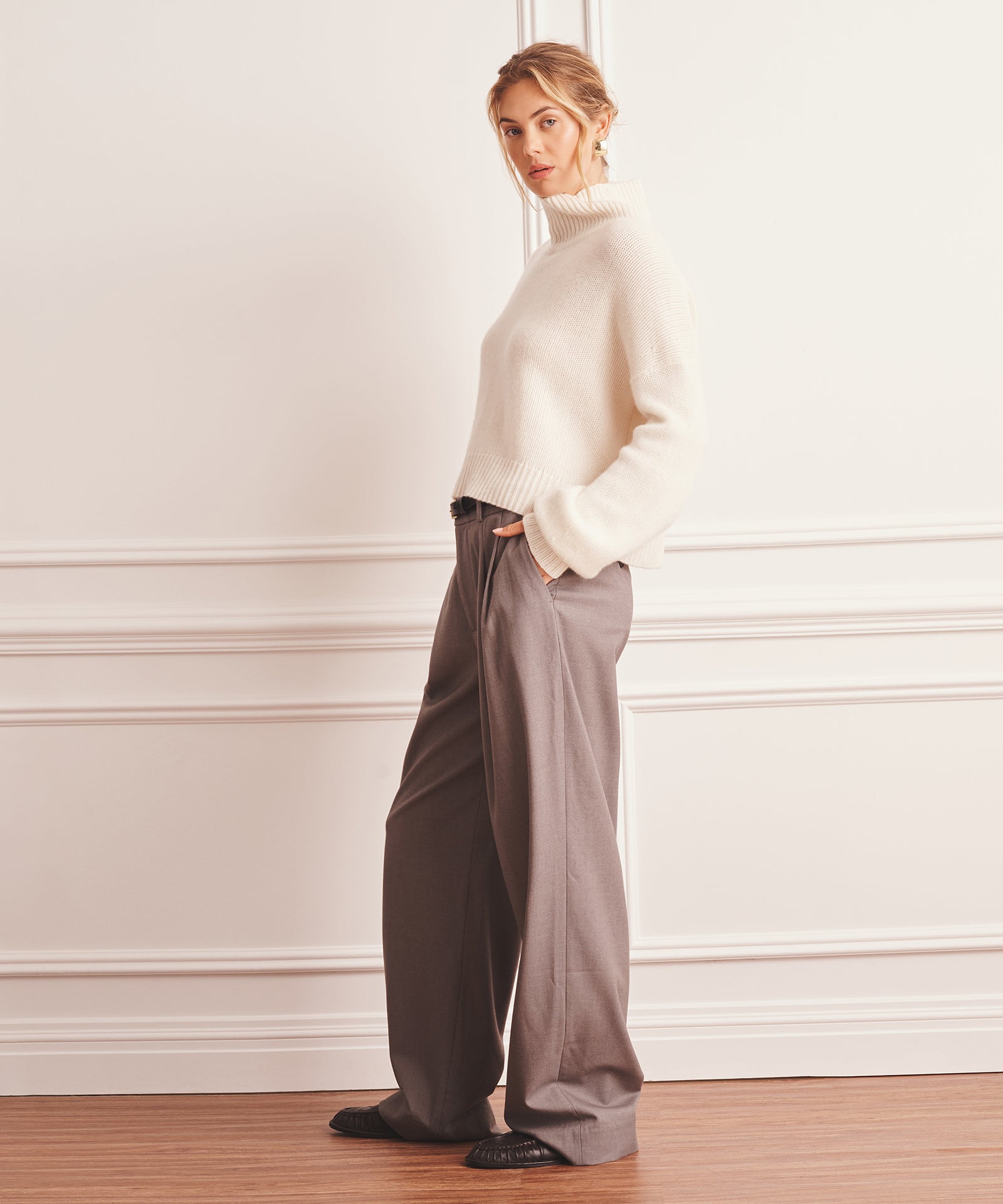 Luxe Cashmere Oversized Turtleneck – NAADAM