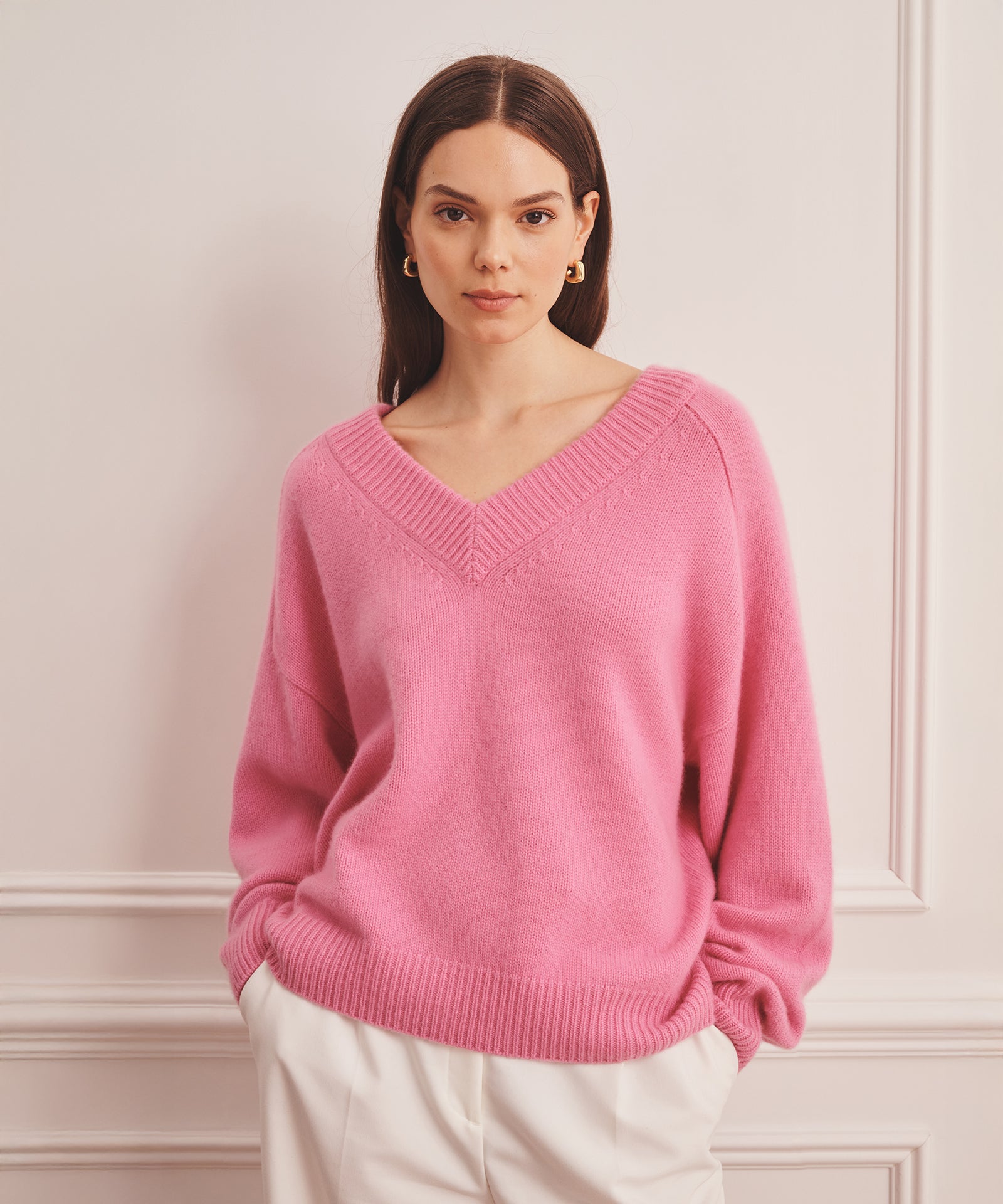 Super Luxe Cashmere V-Neck Sweater – NAADAM