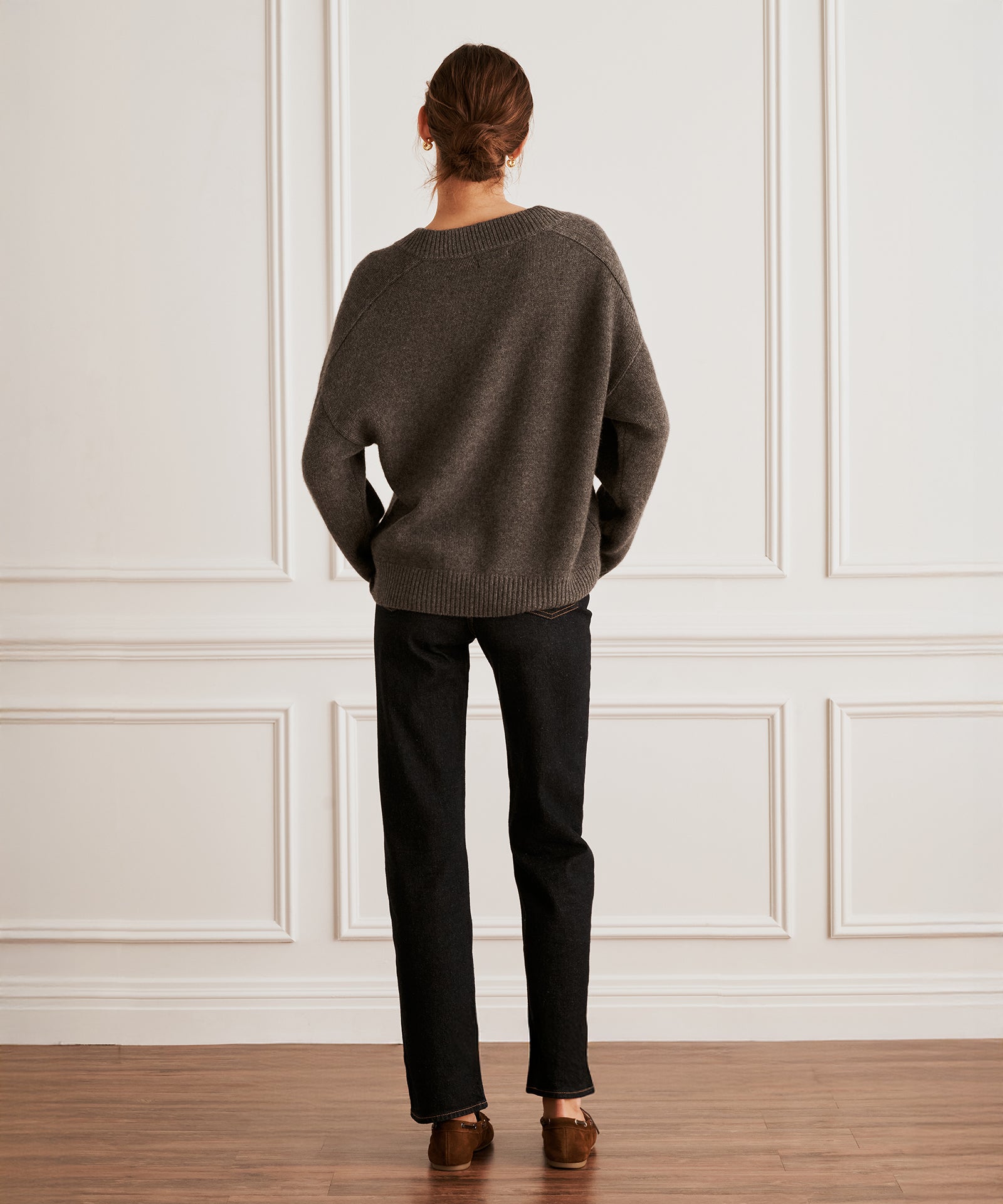 Super Luxe Cashmere V-Neck Sweater – NAADAM