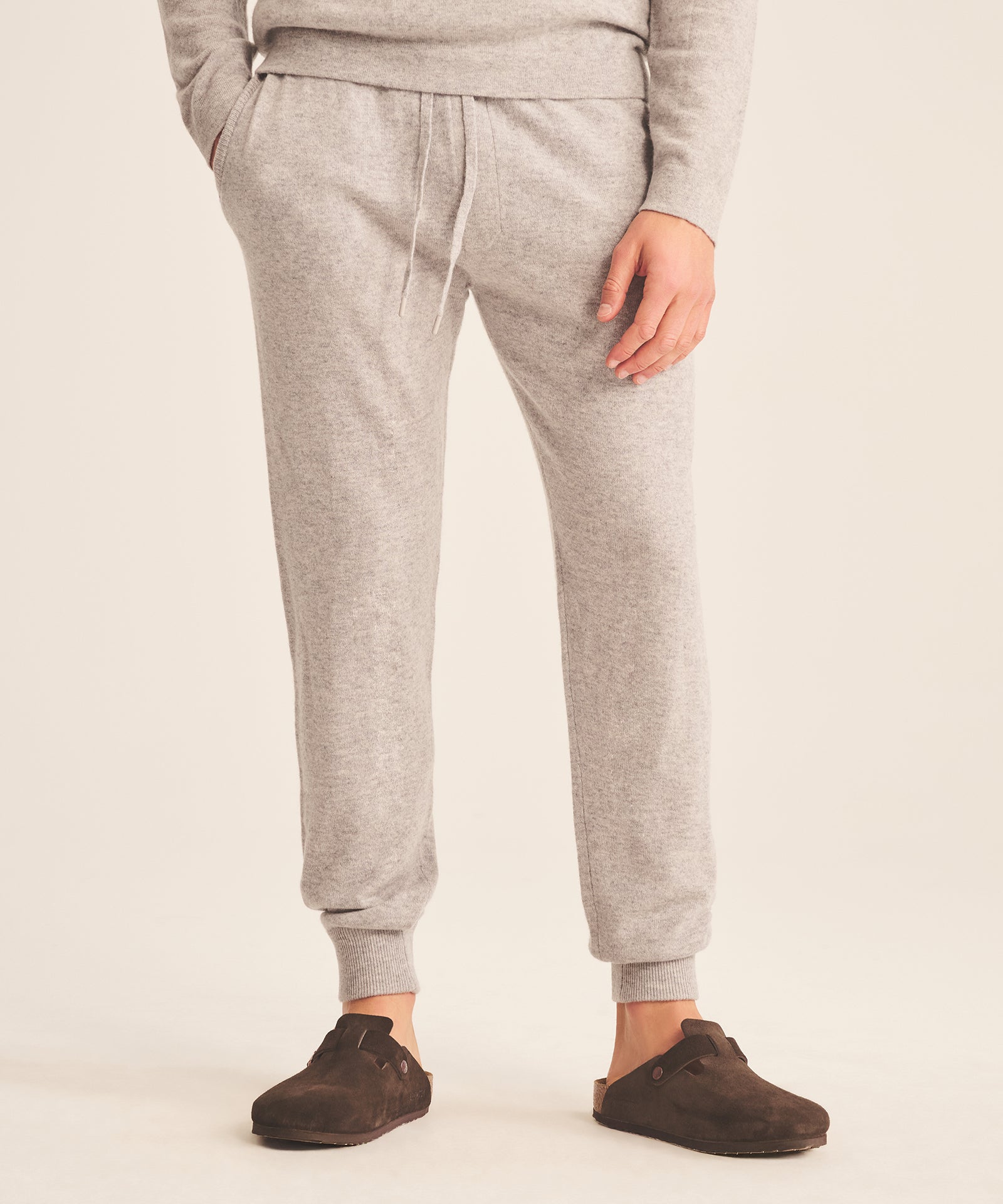 Signature Cashmere Jogger – NAADAM