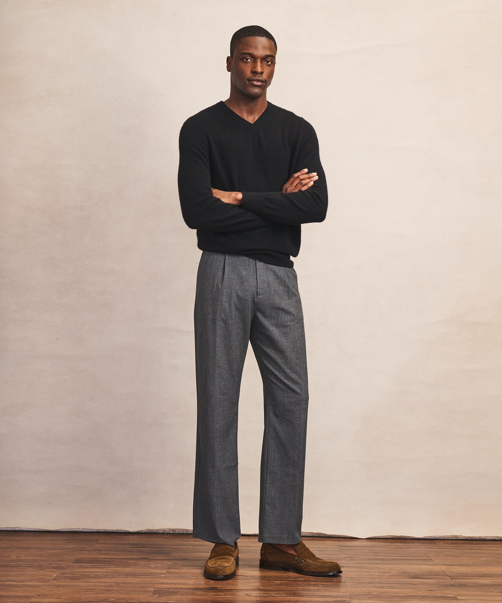 The Original Cashmere V-Neck Sweater Men's Granite / XS