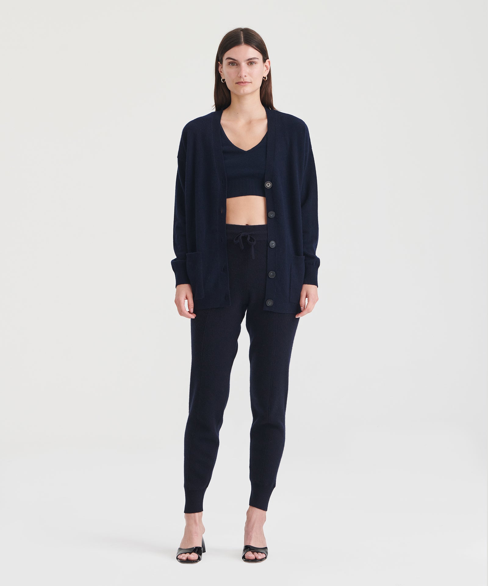 Signature Cashmere Boyfriend Cardigan – NAADAM