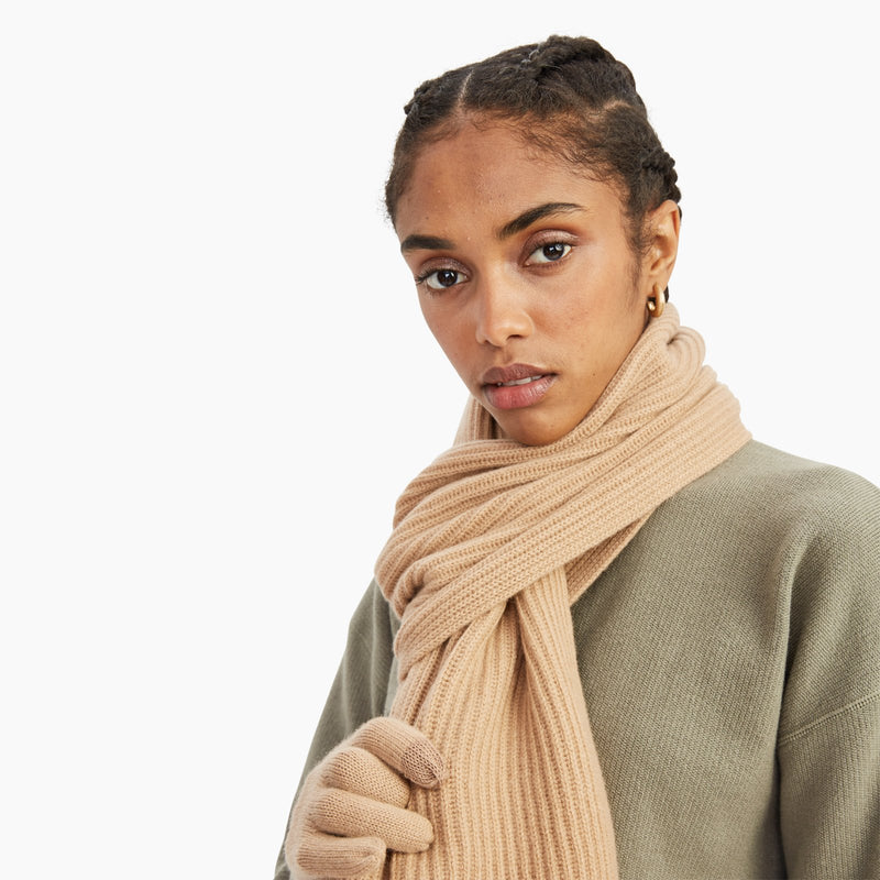 スカーフ destin FW22 CASHMERE SILK 140x200 SCARF (EMMEUNY17) A651339_SIGNATURE_RIBBED_CASHM