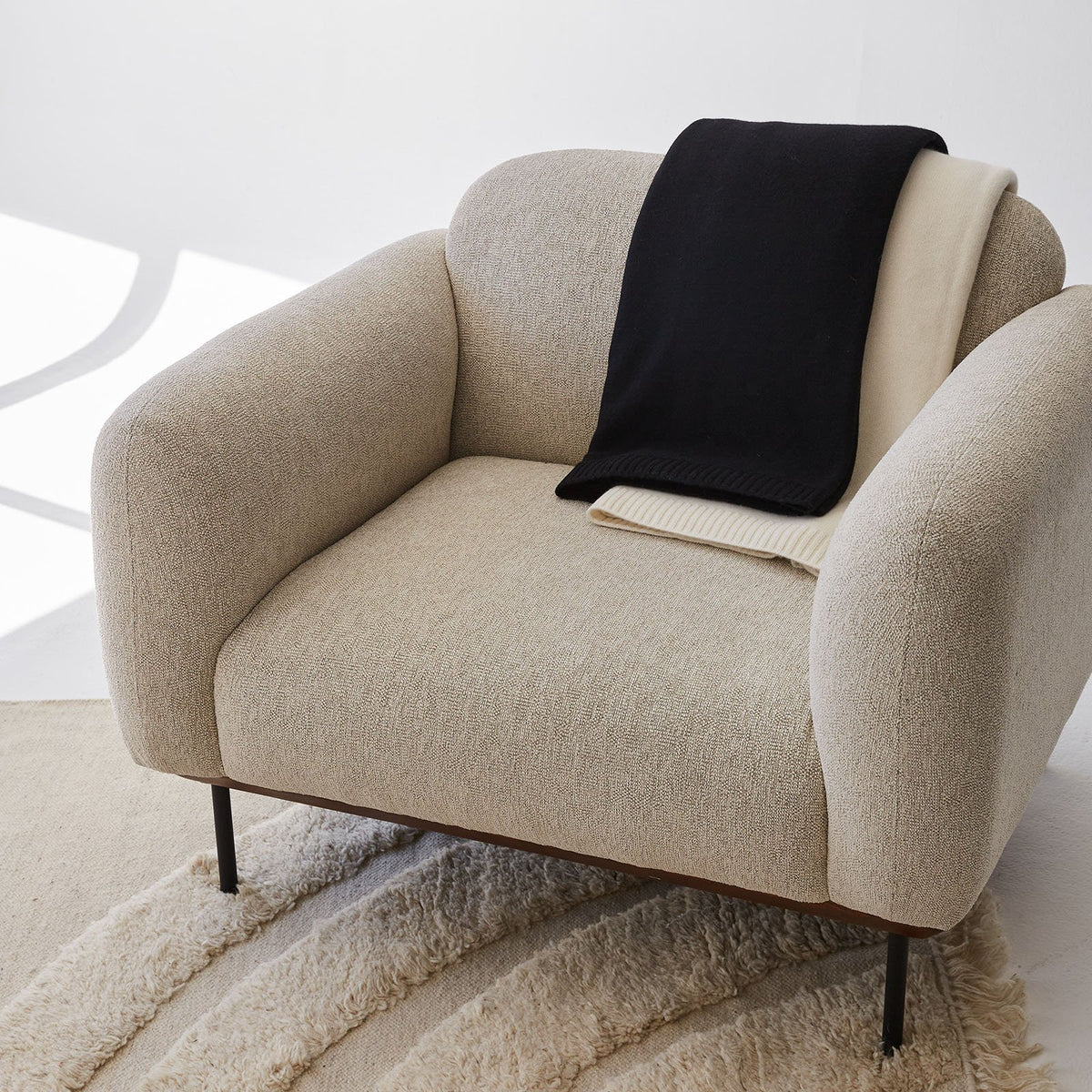 Super Luxe Kilo Cashmere Blanket NAADAM